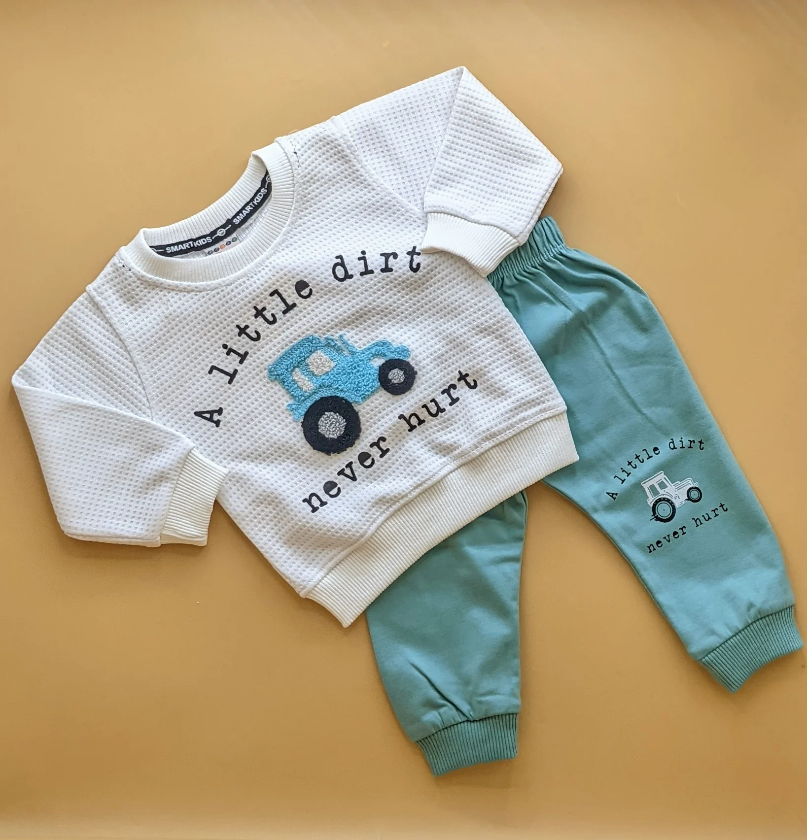 2 Piece Baby Suit - A little Dirt - Image 2