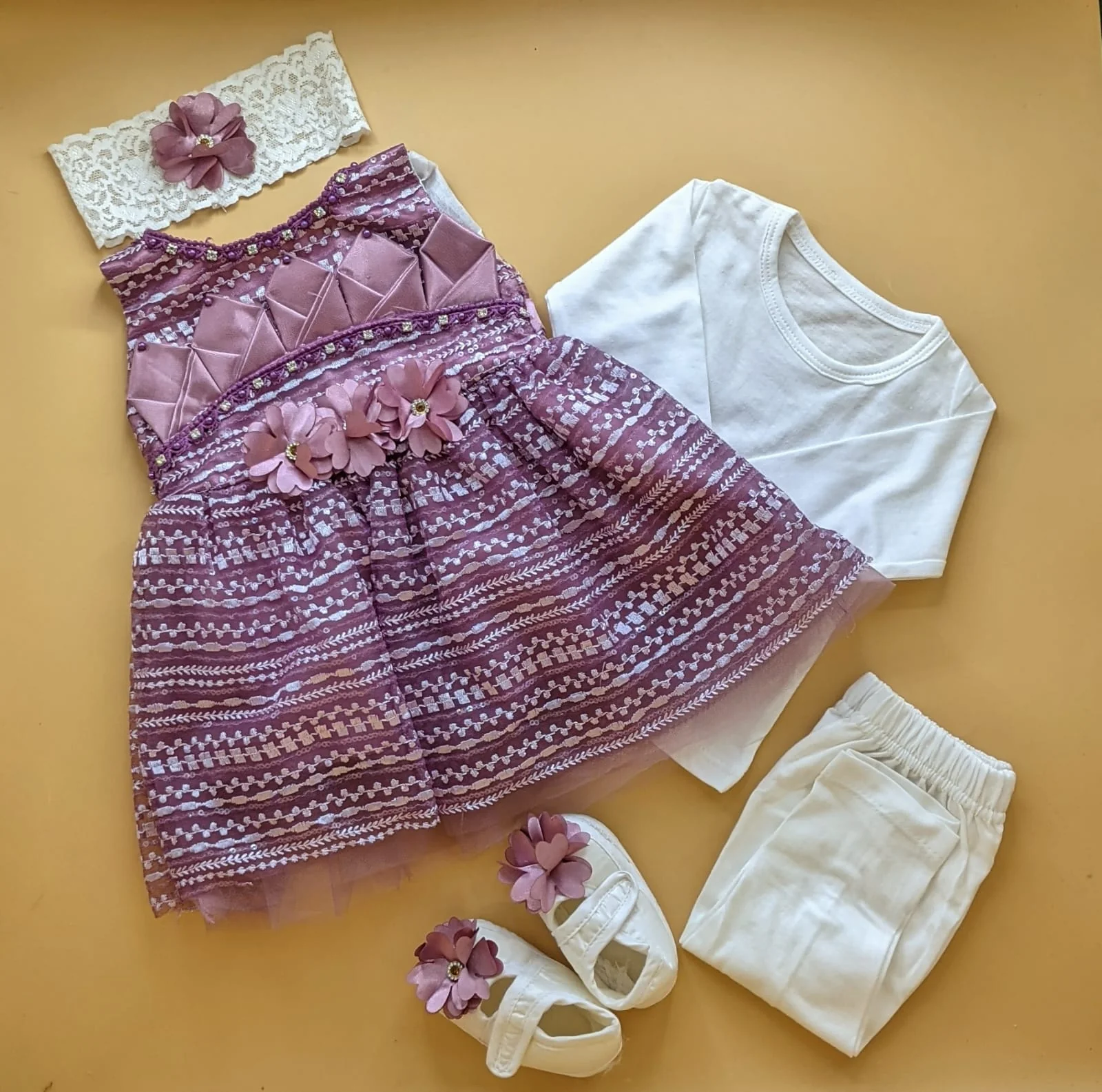 5 Pieces Frock Set - Image 3