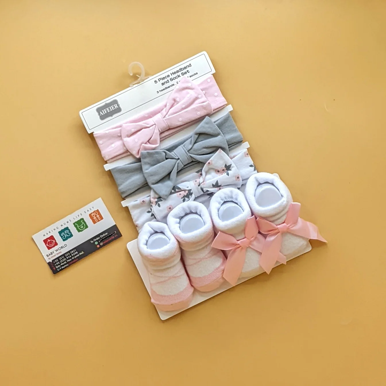 Pack of 3 headbands, & booties set - Image 12