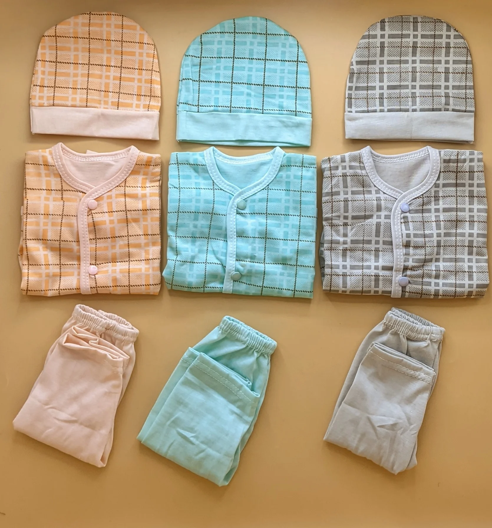 Pack of 3 Suits with Cap - Pattern - Peach/Green/Grey