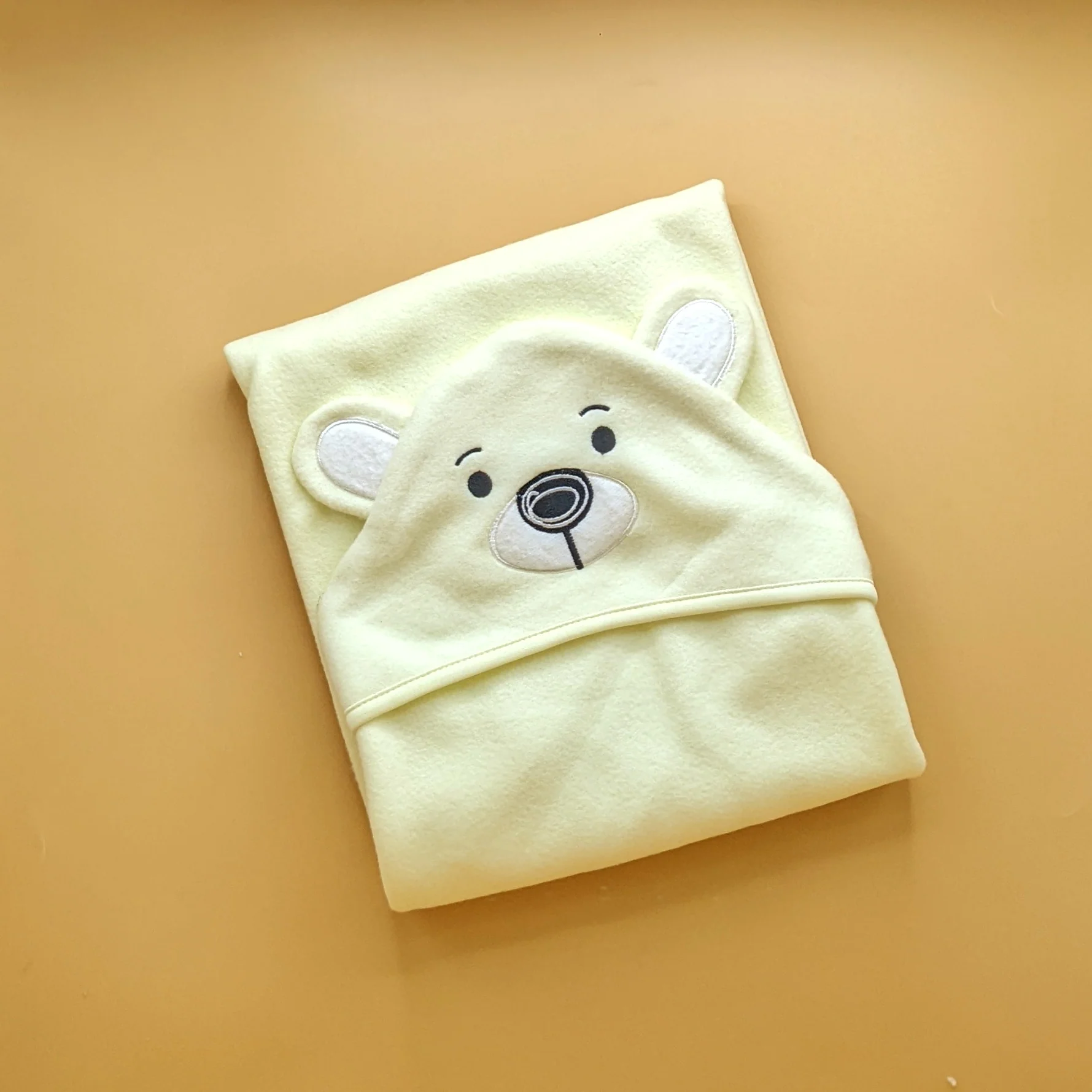 Hooded Wrapping Sheet/Blanket - Winter - Bear 🐻 - Image 5