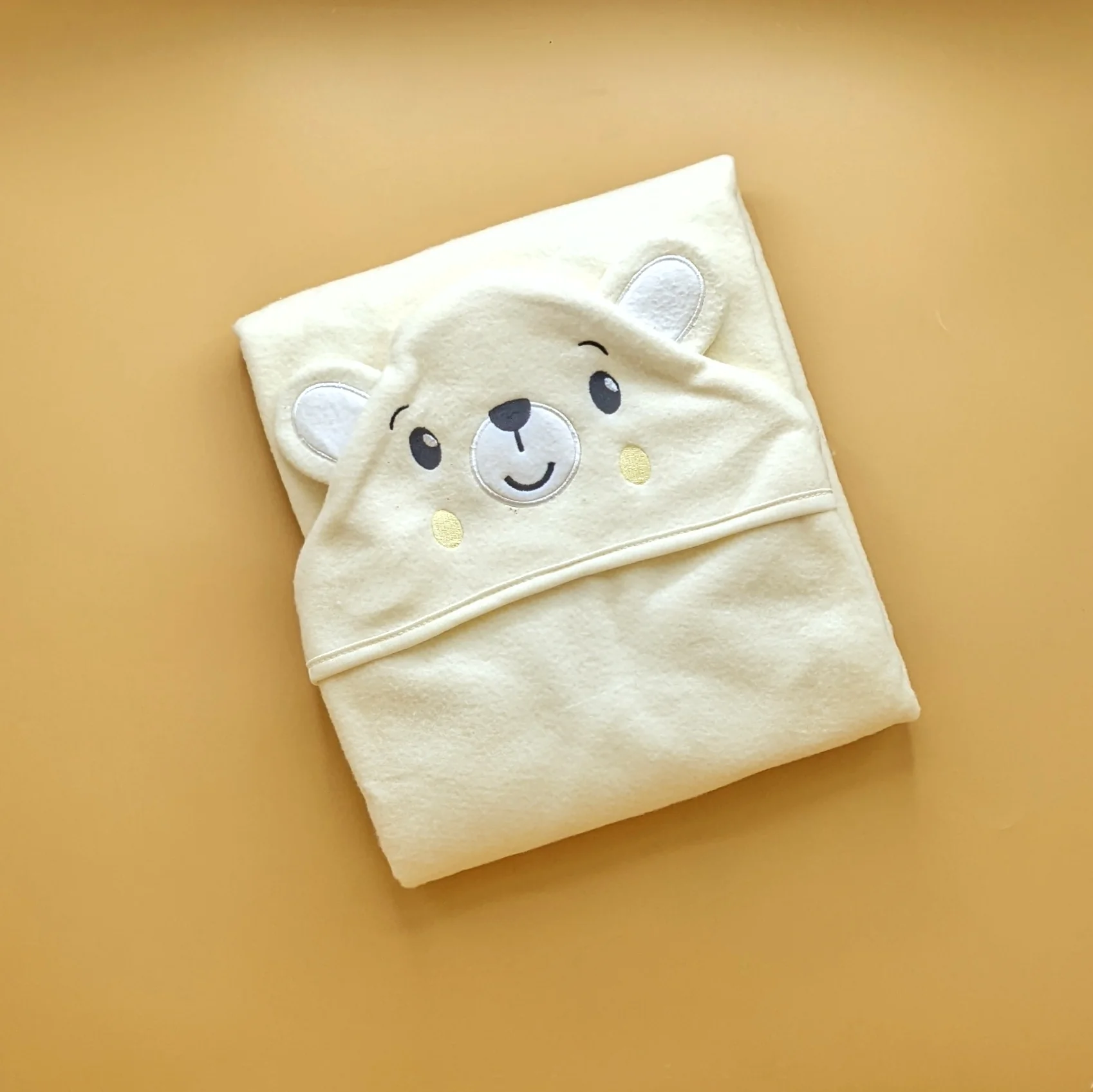 Hooded Wrapping Sheet/Blanket - Winter - Bear 🐻 - Image 9